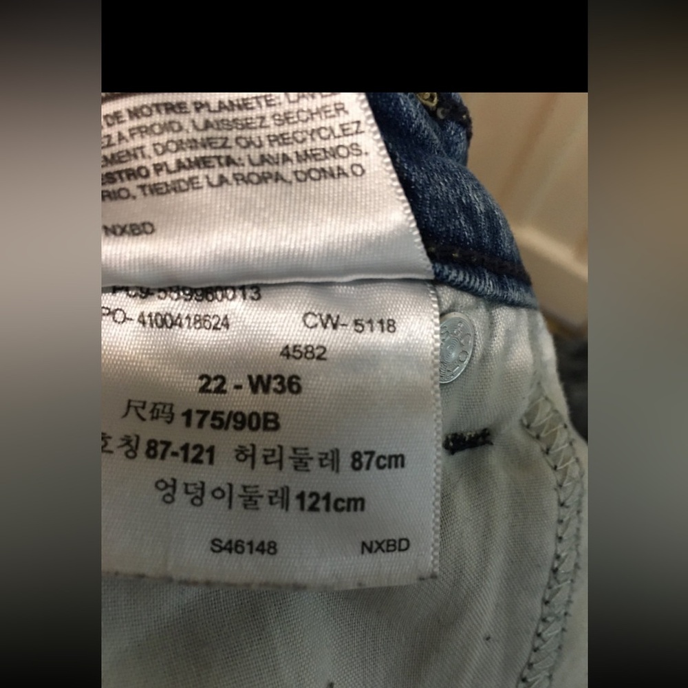 Signature by Levi Strauss women’s Boyfriend Midrise jeans Sz 22X36 - Picture 7 of 10